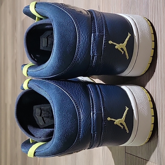 AIR JORDAN 1 RETRO 97 TXT - Picture 6 of 11